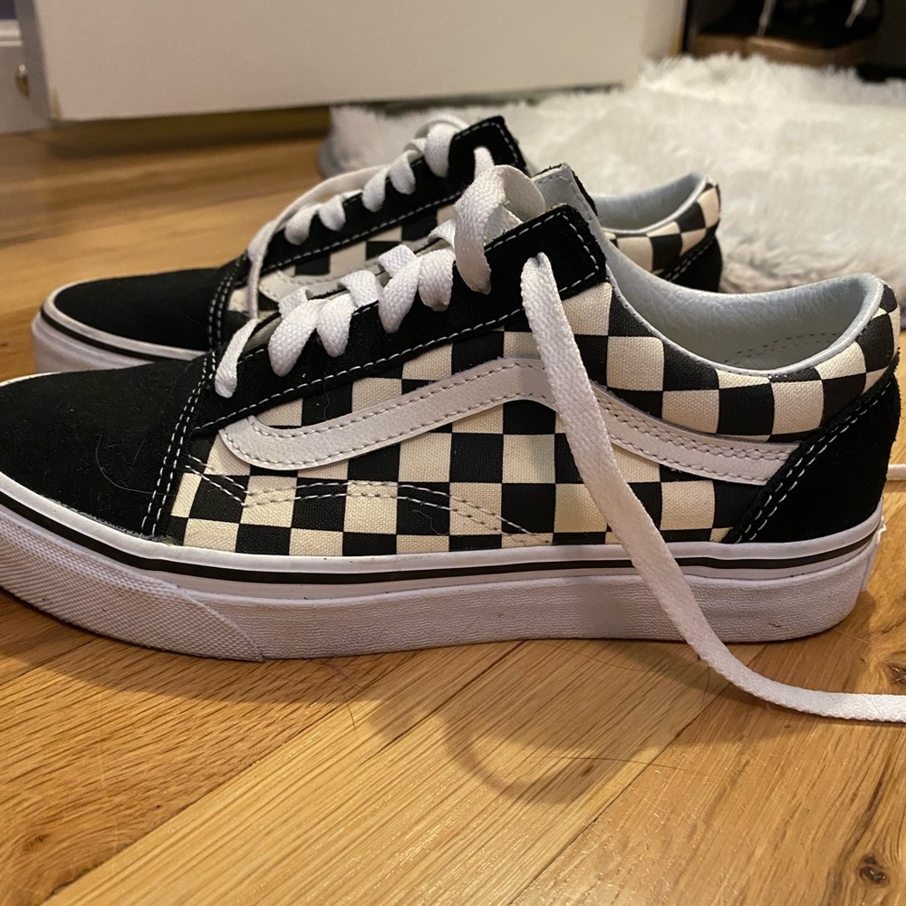 Womens black checkered Vans sneakers